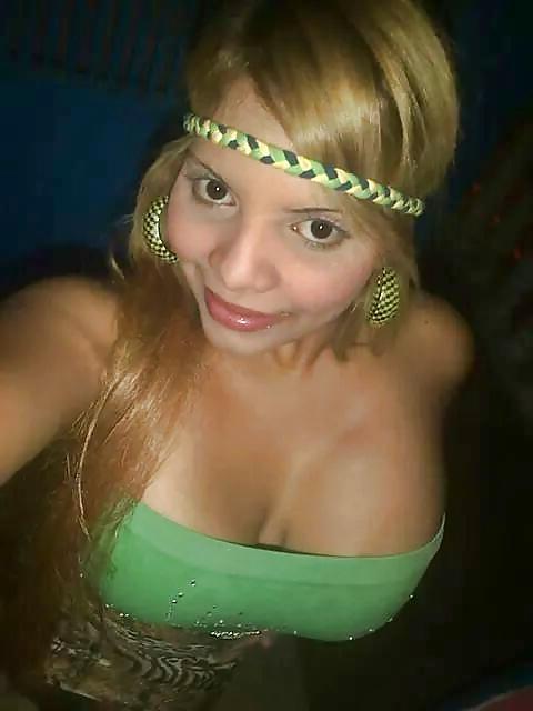 25P COLEGIALAS  TETONCITAS LATINAS......1