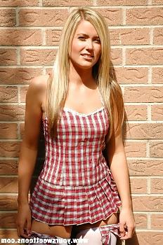 25P School girls