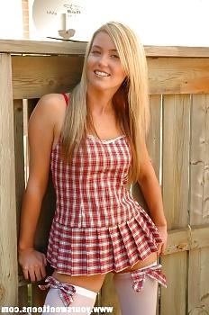 25P School girls
