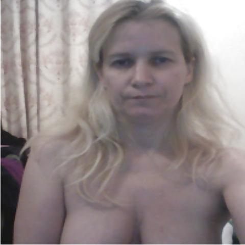 25P Tania blonde russische MILF neckt per E-Mail 2