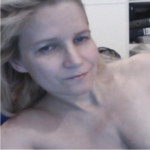 25P Tania blonde russische MILF neckt per E-Mail 2