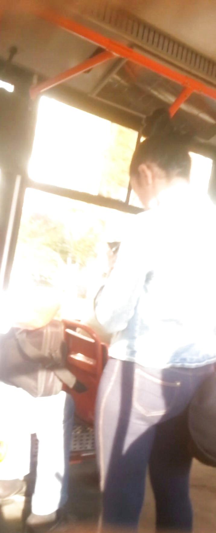 25P Spy old + young in bus and tram romanian