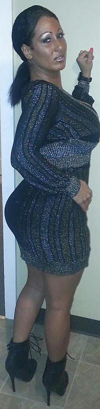 25P Gestapelte Latina-Stripperin-Milf