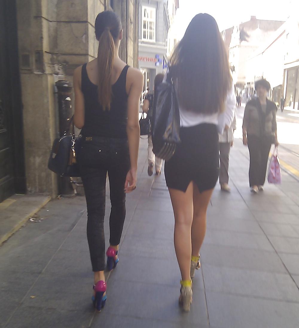 25P Nylon upskirt - STREET VIEW 2