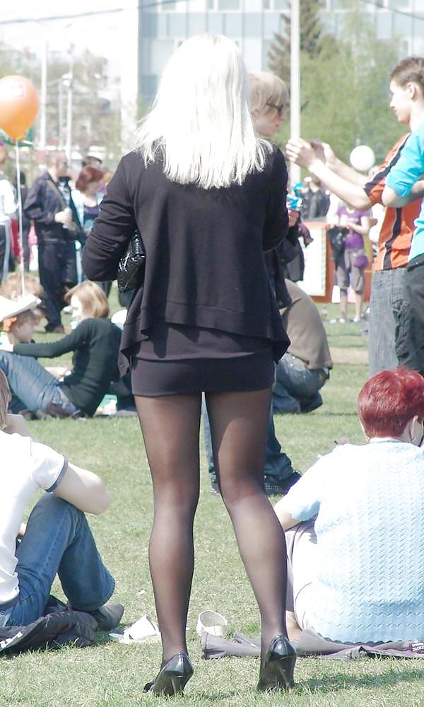25P Nylon upskirt - STREET VIEW 2