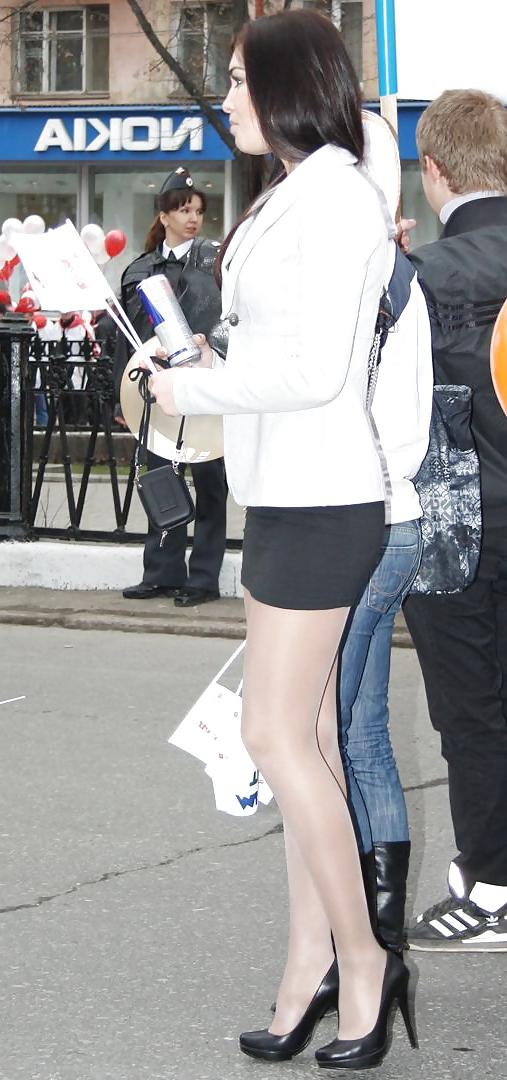 25P Nylon upskirt - STREET VIEW 2