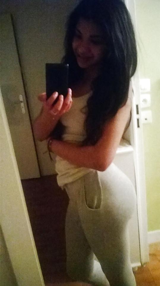 23P Dounia fatale salope de tess