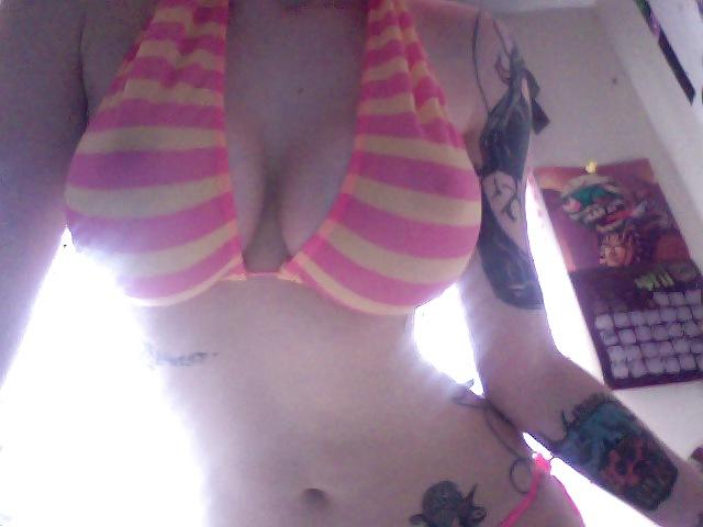 25P Mandy webcam pics