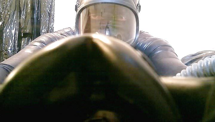 8P Mec Dom en latex 3