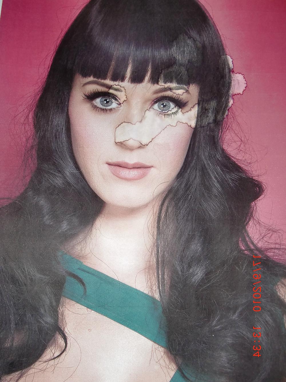 12P Katy Perry Bukkake
