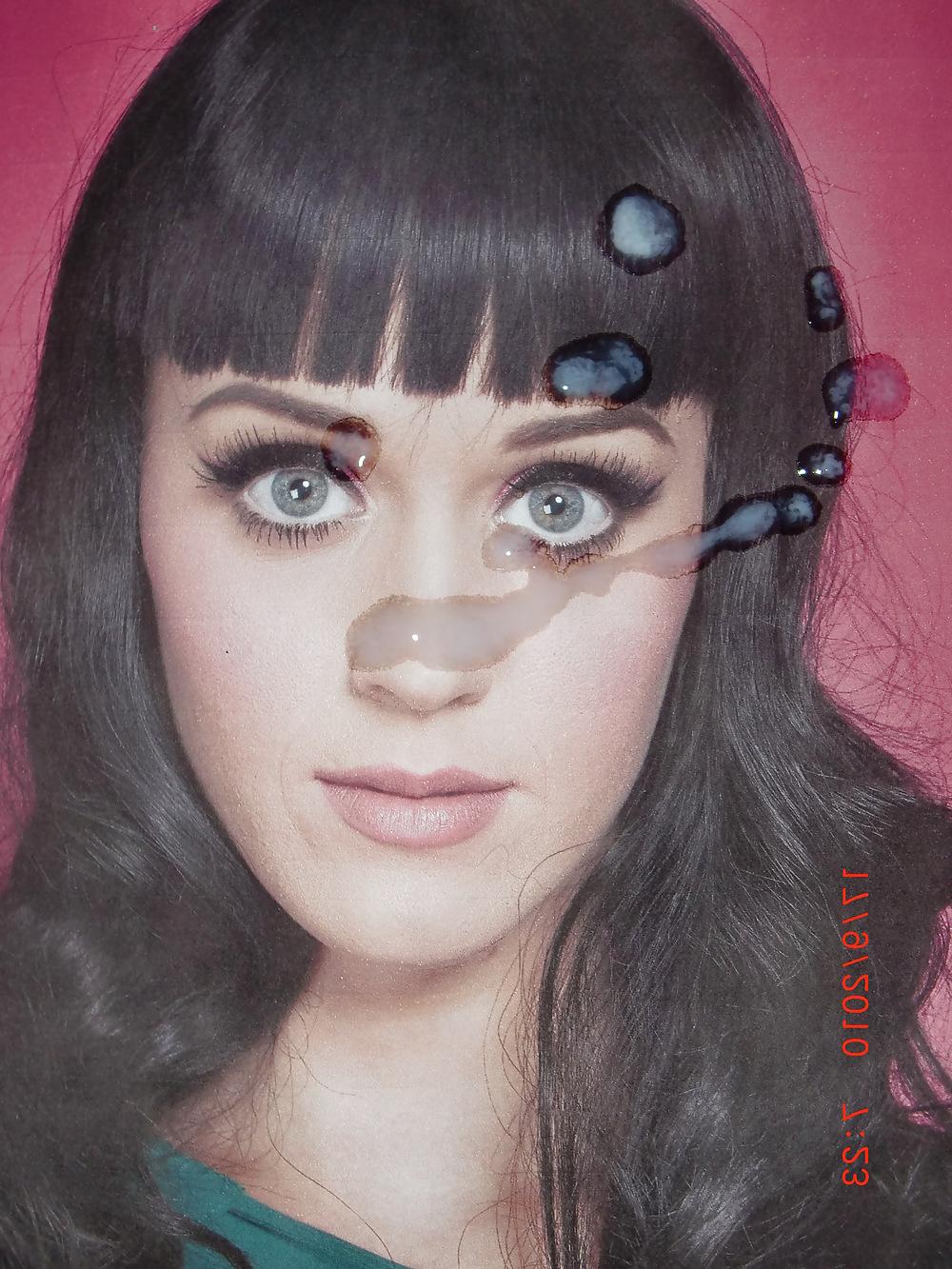 12P Katy Perry Bukkake