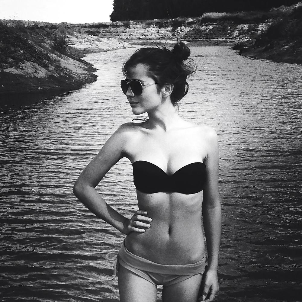25P Russian girls from social networks 45