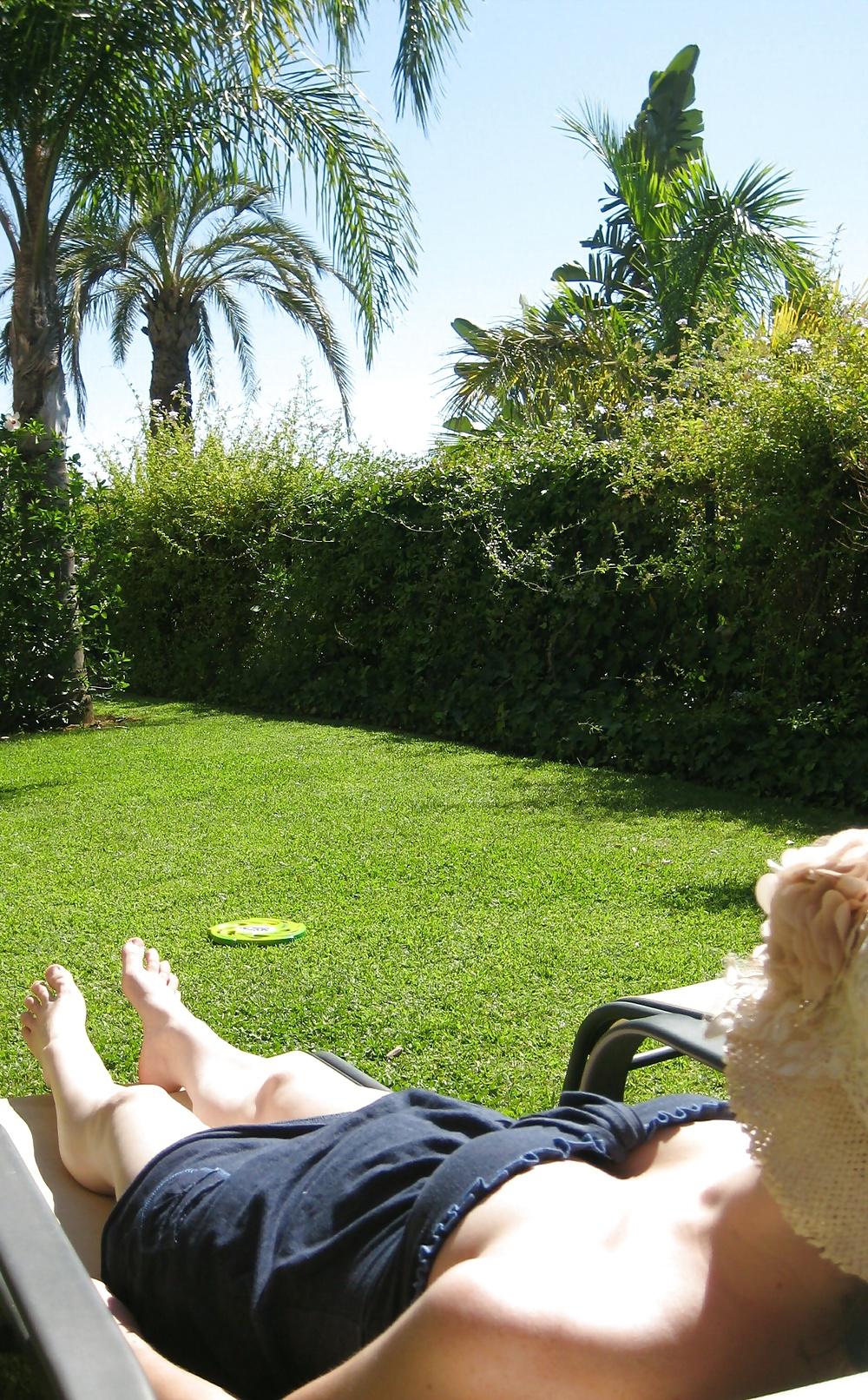 9P My Wife In The Sun