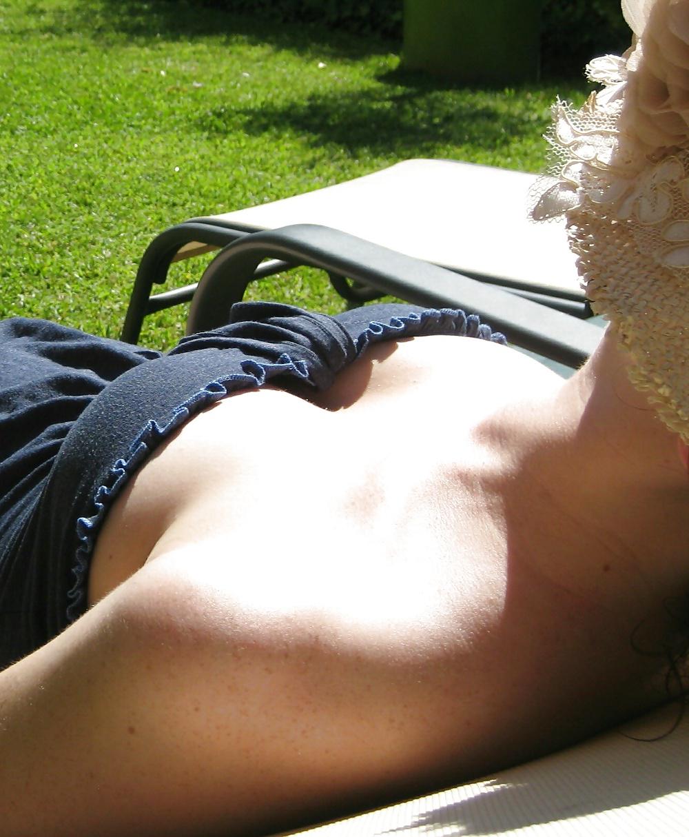 9P My Wife In The Sun