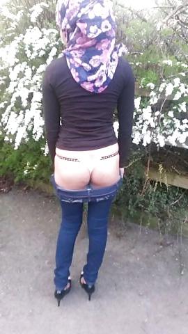 17P Wife in hijab and niqab 