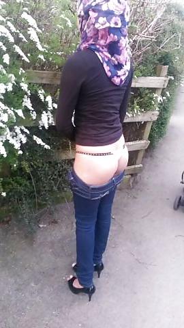 17P Wife in hijab and niqab 