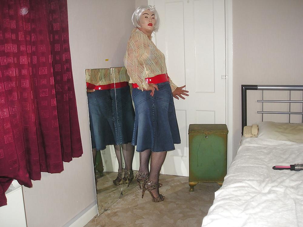 21P Nurse in tights with new skirt