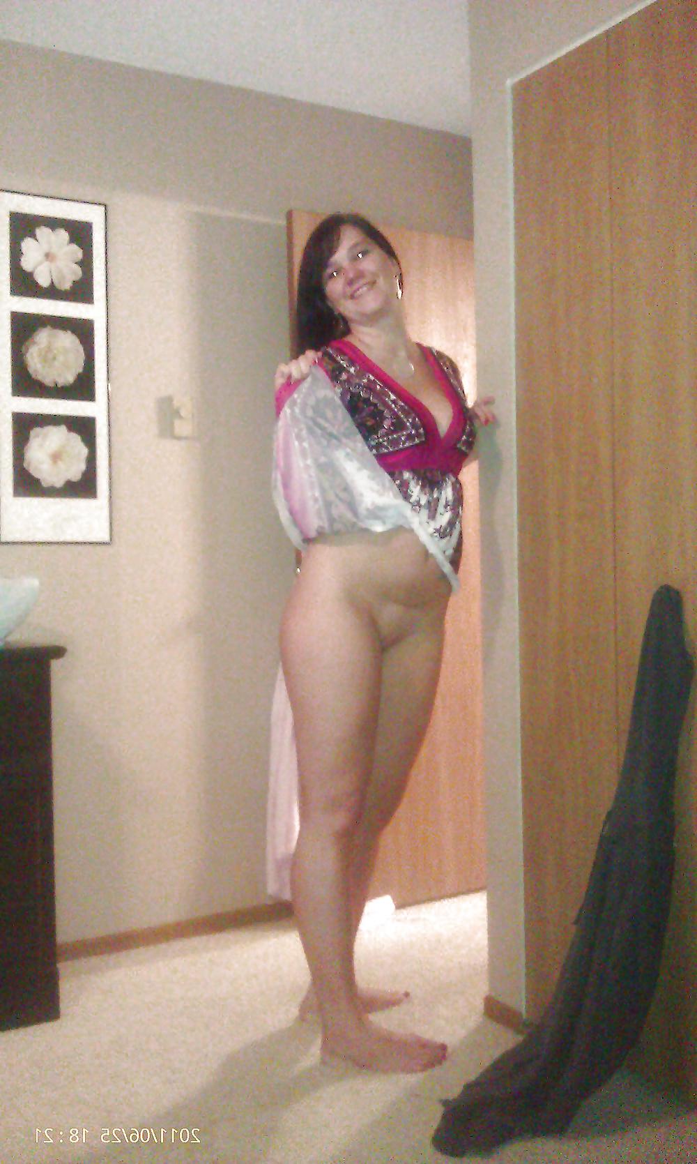 25P Exposed wife!