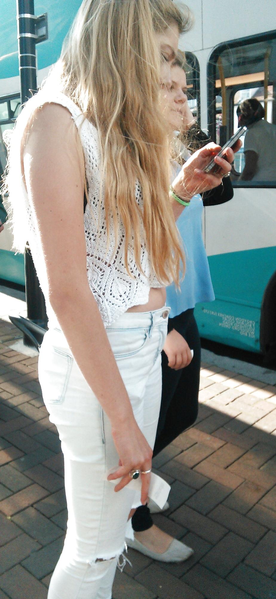 17P Londonperv's Candids 2014 - August vol 1 (At the Bus Stop)