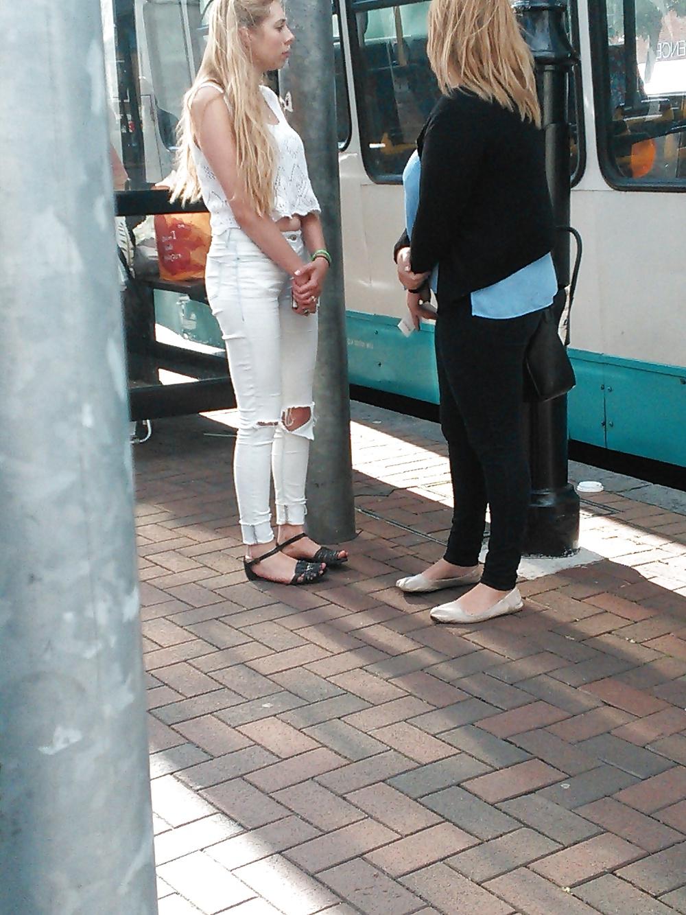 17P Londonperv's Candids 2014 - August vol 1 (At the Bus Stop)