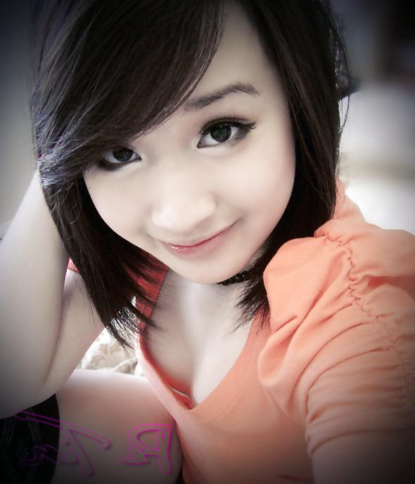 6P Pe Tin Cute Girl Viet Nam in Orange Shirt 
