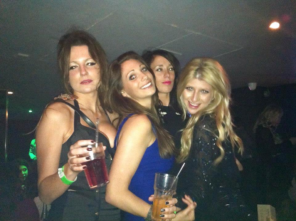19P Facebook Sluts (nightclub edition)