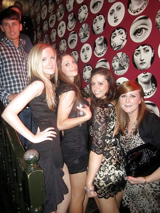 19P Facebook Sluts (nightclub edition)