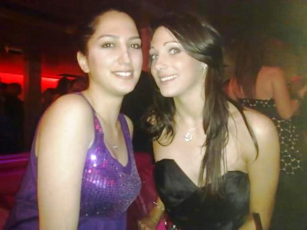 19P Facebook Sluts (nightclub edition)