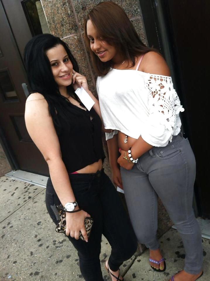 25P My Amazing Latina Aunt and Her Daugther Exposed 