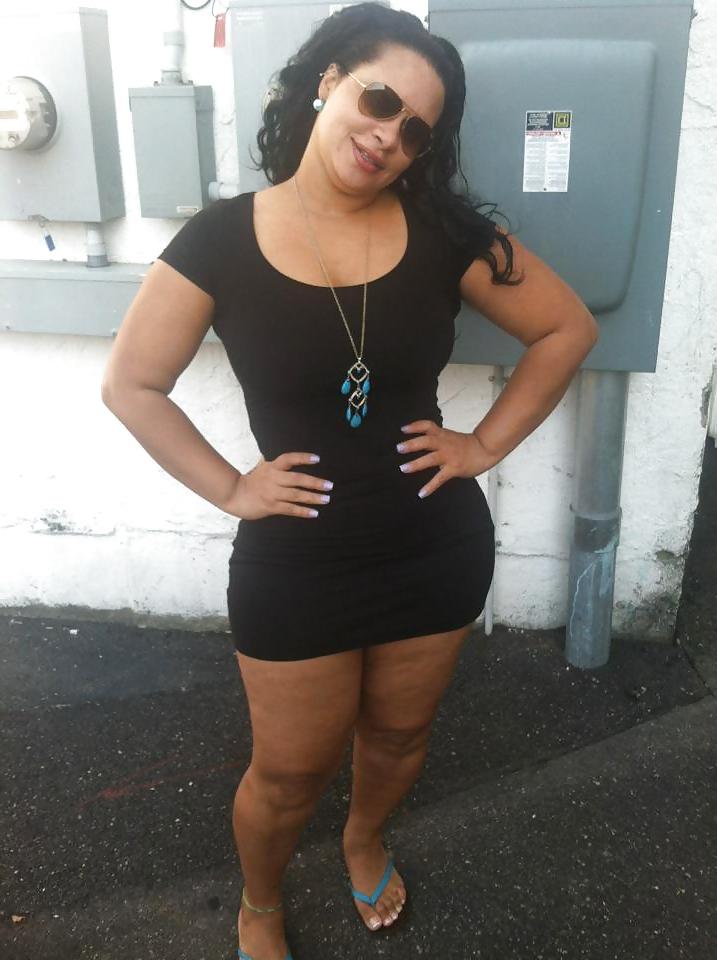 25P My Amazing Latina Aunt and Her Daugther Exposed 