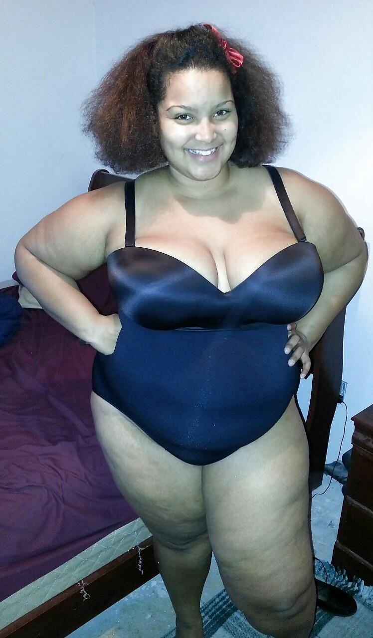 12P (PUSSY ASS TITTIES) LATINA EDITION VOL.33