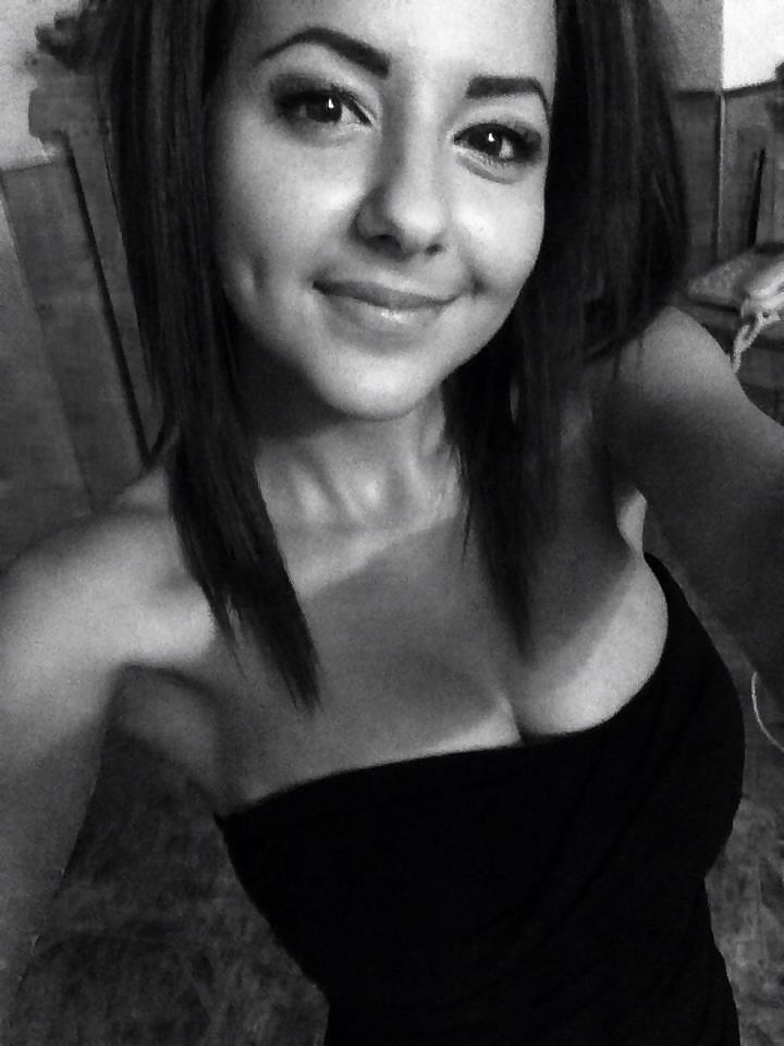 24P Bulgarian girl: Doroteia