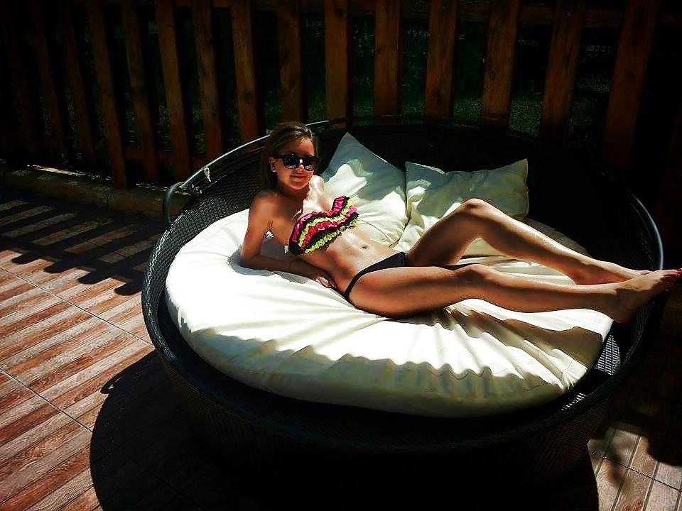 24P Bulgarian girl: Doroteia