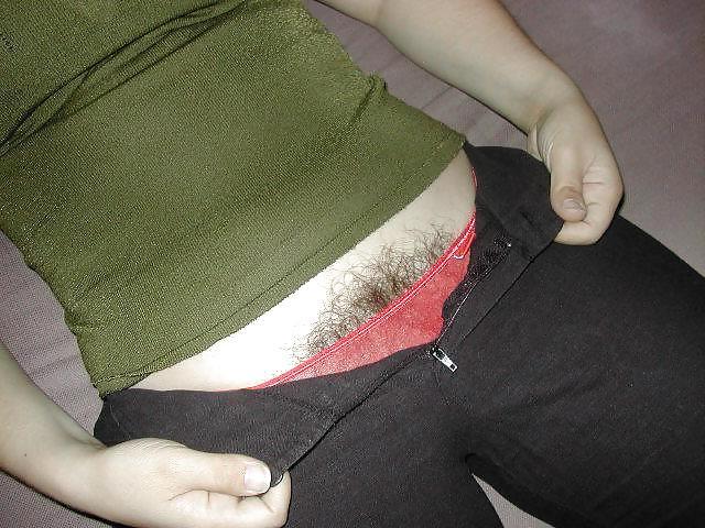 25P Hairy wife in panties