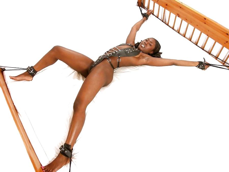 25P Black girl tied to fuck and torture -2-