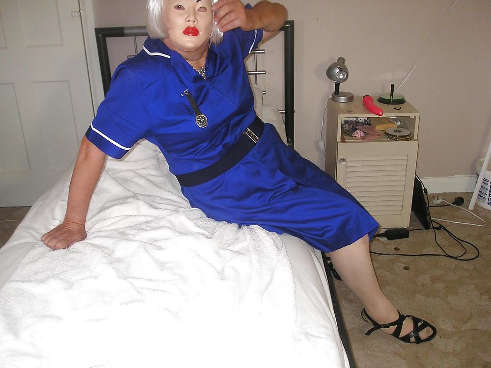 20P Nurse showing off no1