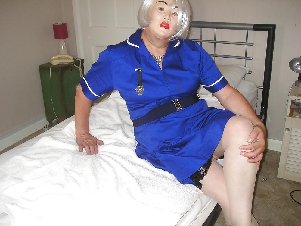 20P Nurse showing off no1