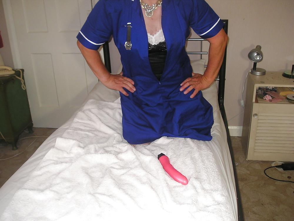 20P Nurse showing off no1