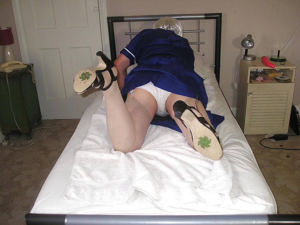 20P Nurse showing off no1