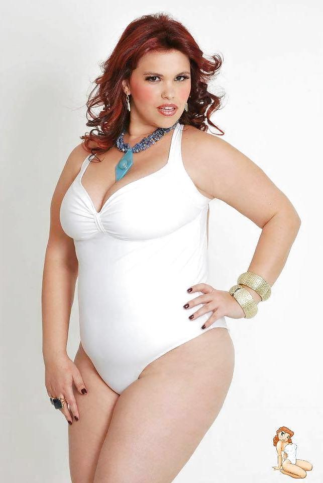 25P Girdles, bras, corselets and nylons