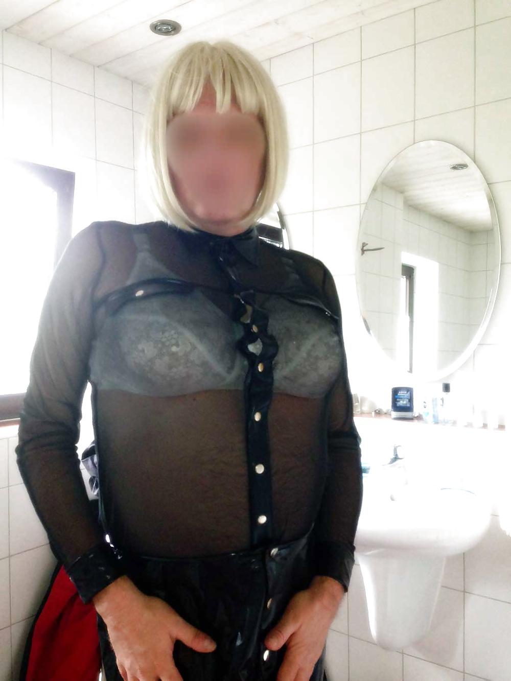 4P Wanking in my Wifes Wetlook Shirt