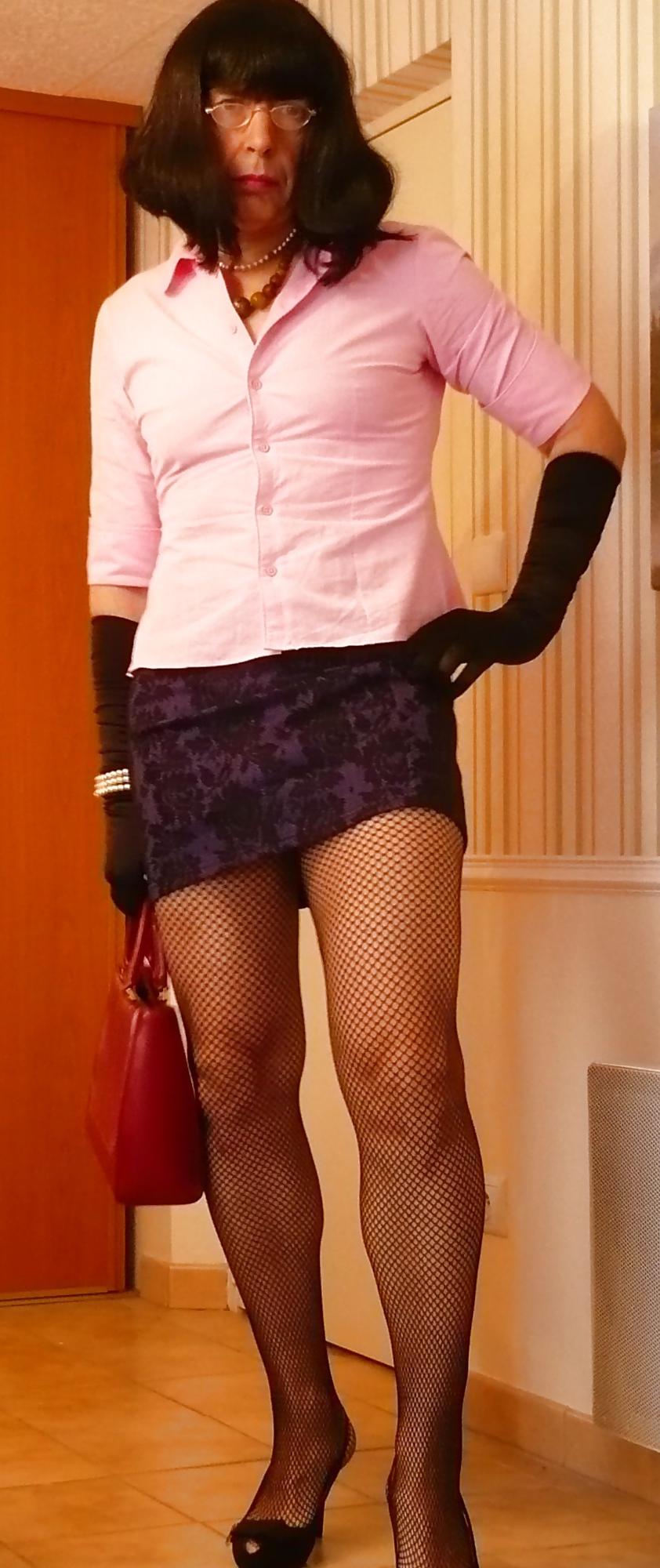 20P Pink blouse and fishnet stocking