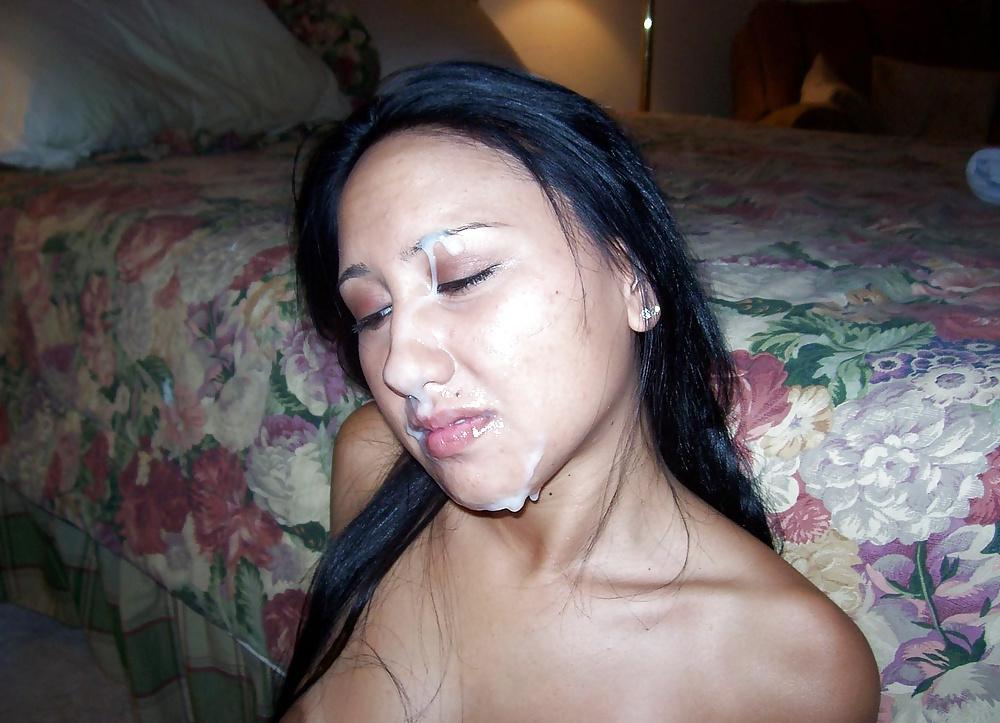 25P Latina-Cumshots 2