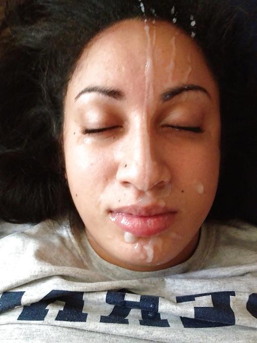 25P Latina-Cumshots 2