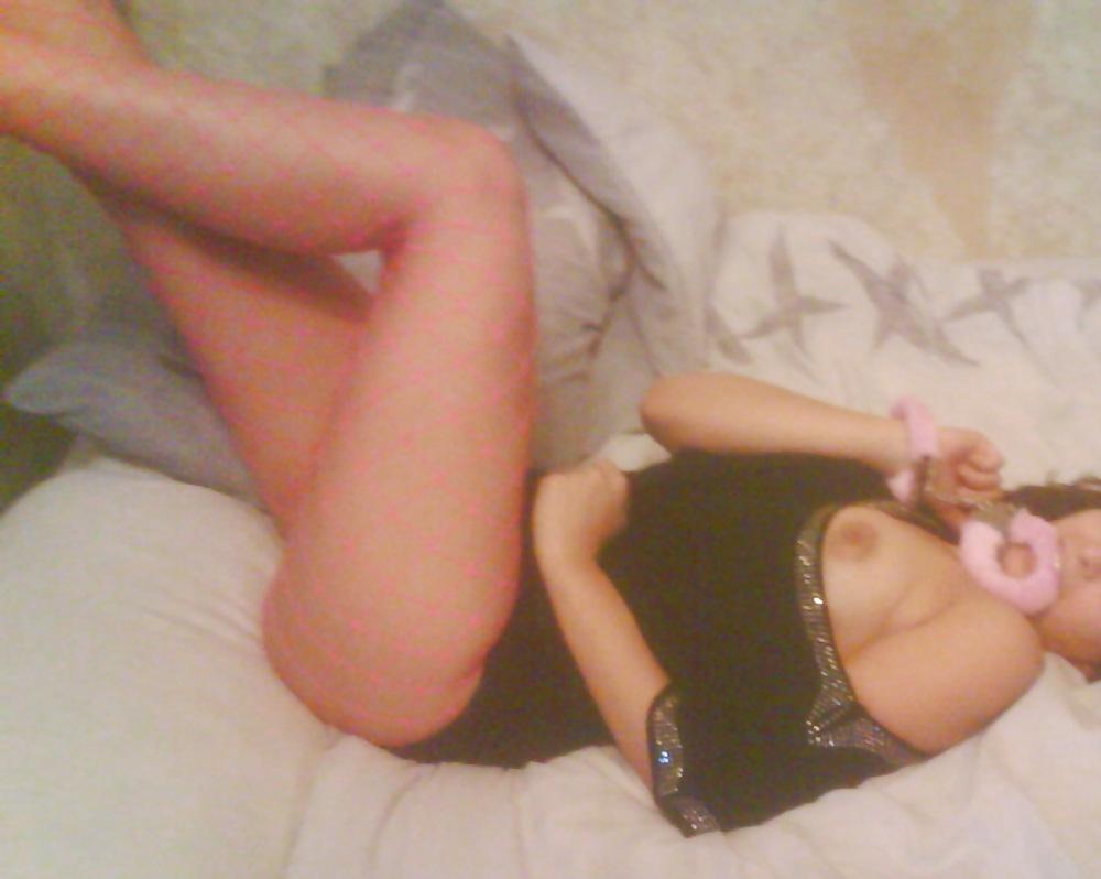 15P The Wife in fishnets