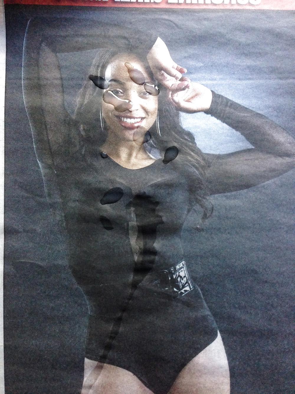 25P Wanking Sluts from Page 3 Sunshine Girls