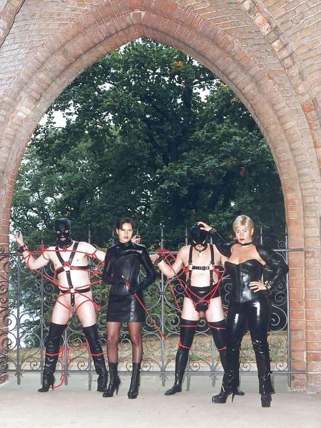 16P BDSM 07 by searcher1957