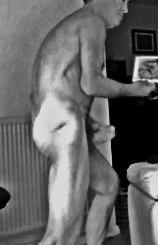 14P Going naked wanking off 