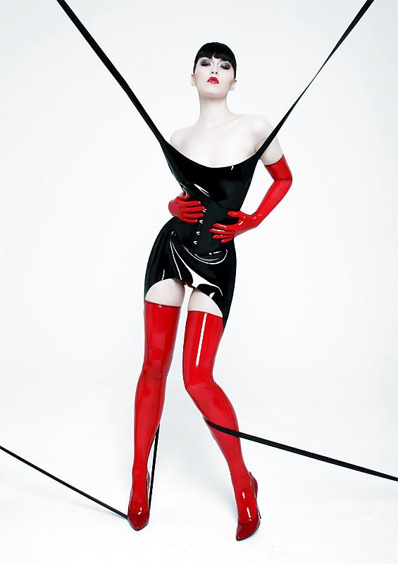 12P Great Latex Outfit for BDSM 