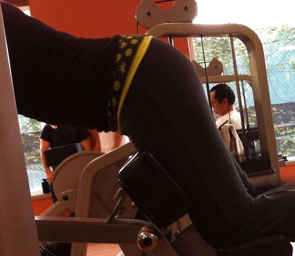 9P Teens at the gym